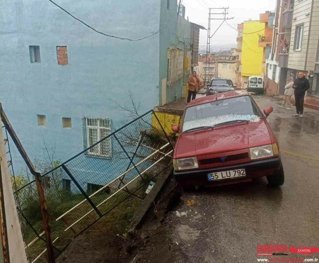 İlkadım'da İstinat Duvarı Çöktü: Sokak Trafiğe Kapatıldı