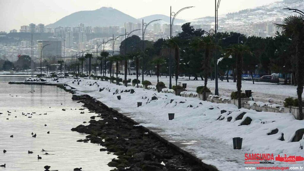 Samsun'da Tablo Gibi Kar Manzaraları